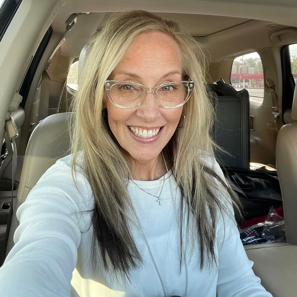Meet your Posher, Cristal, added chemo hair!!! February 2025!!!